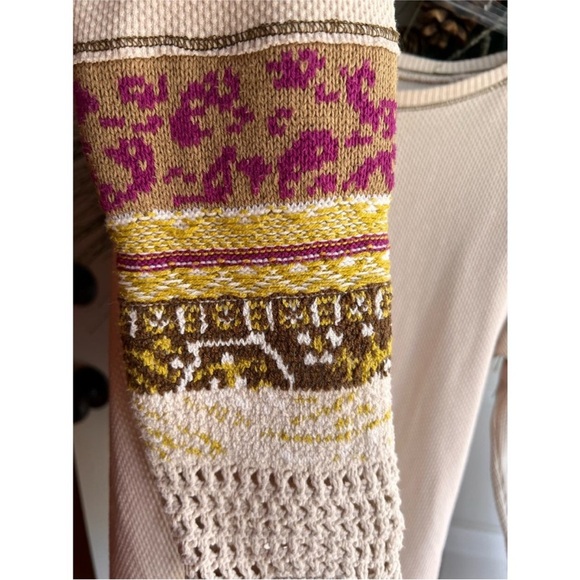 Chelsea and Theodore thermal boho top size medium - Picture 10 of 14